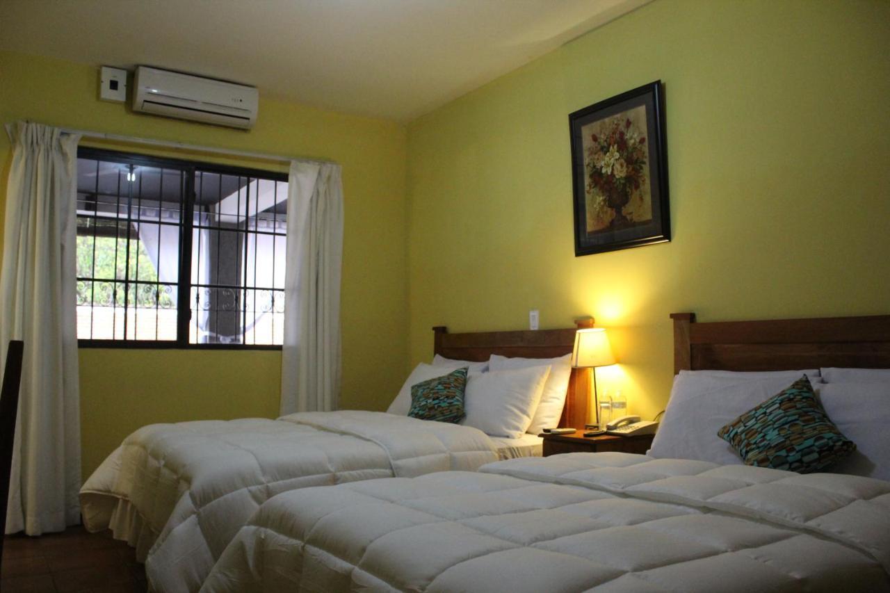 Hotel Villa Antigua 산살바도르 외부 사진