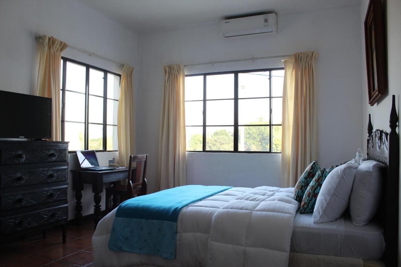Hotel Villa Antigua 산살바도르 외부 사진