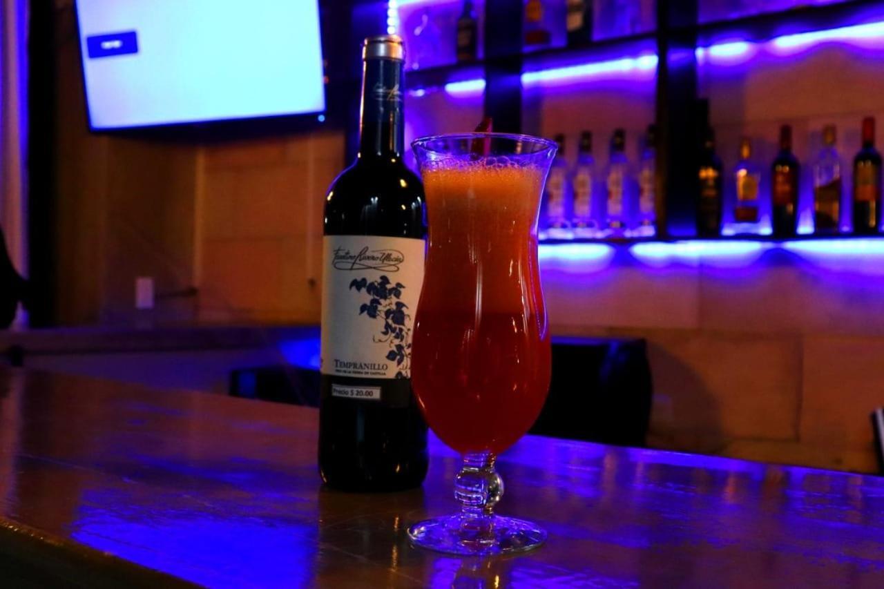 Hotel Villa Antigua 산살바도르 외부 사진